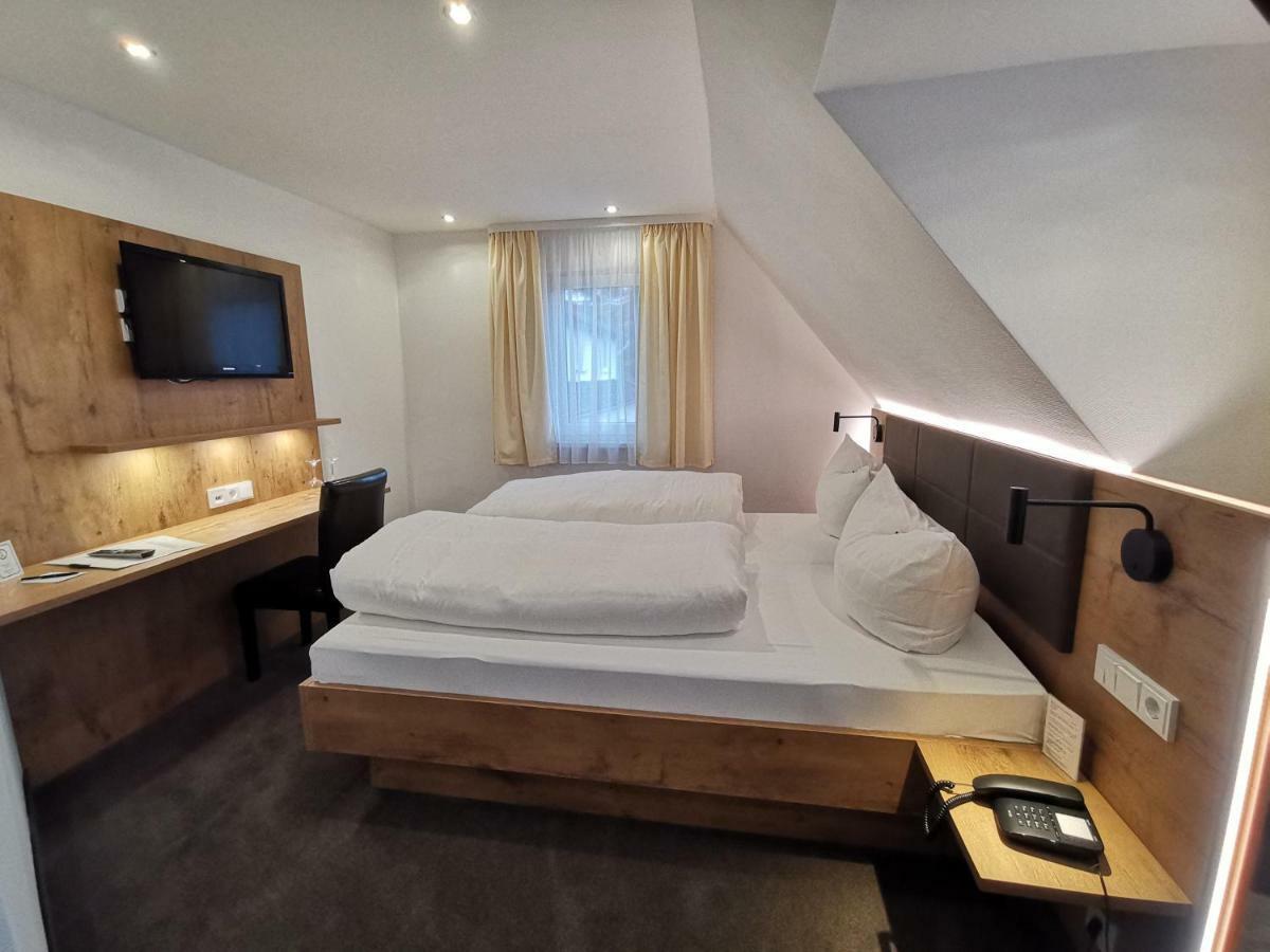 Gaestehaus Dorflinde Grasellenbach 外观 照片