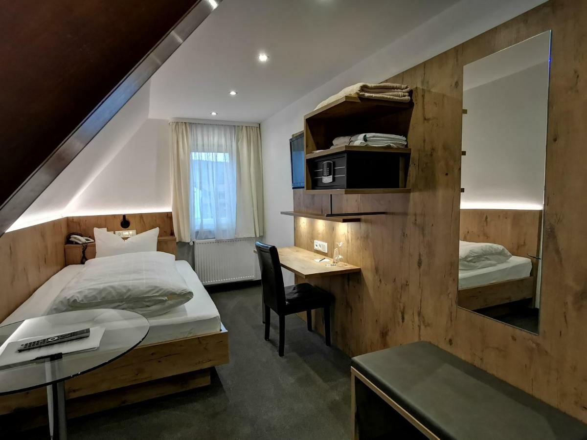 Gaestehaus Dorflinde Grasellenbach 外观 照片